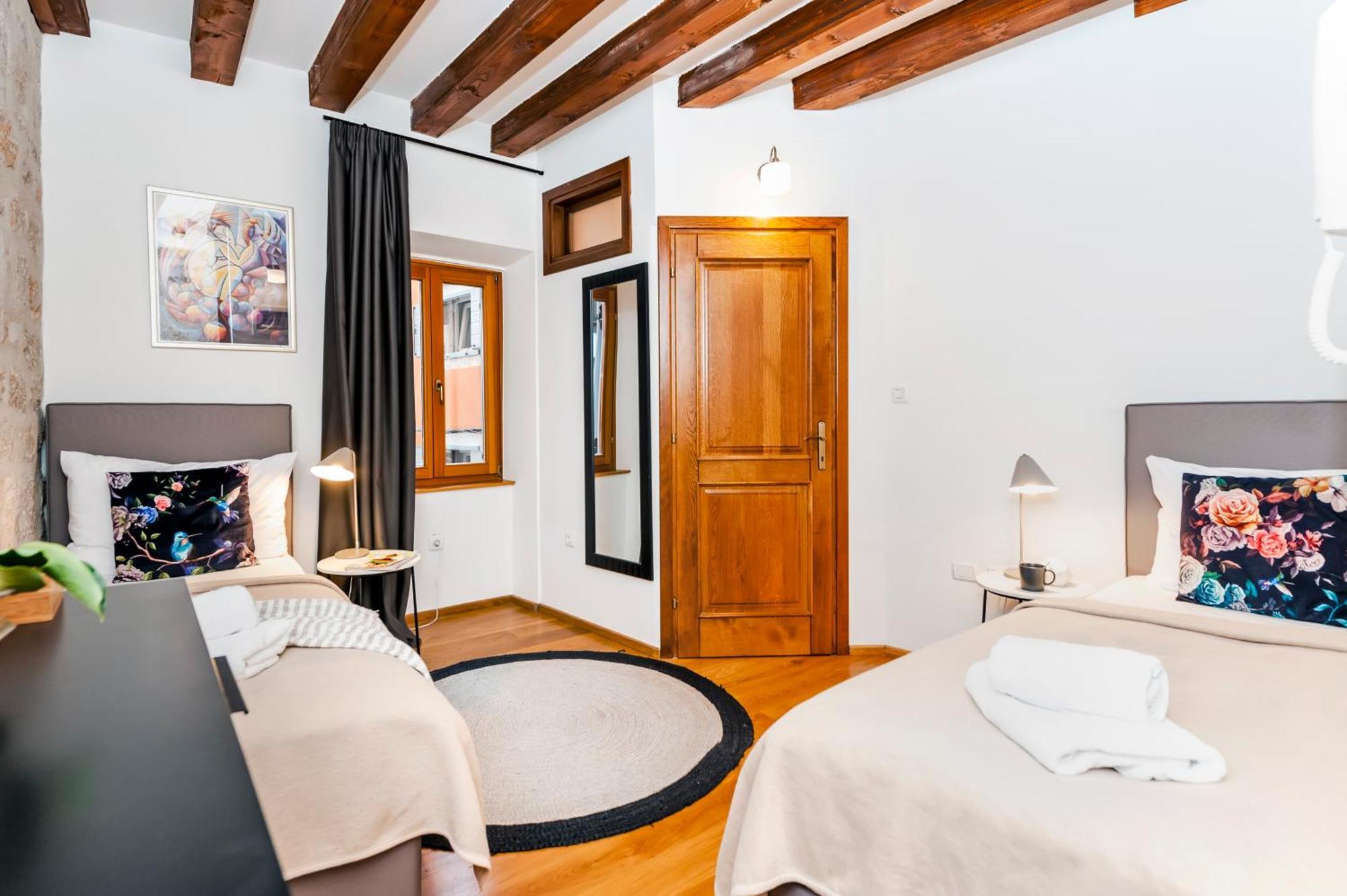 Noemi'S Rooms Ровінь Номер фото